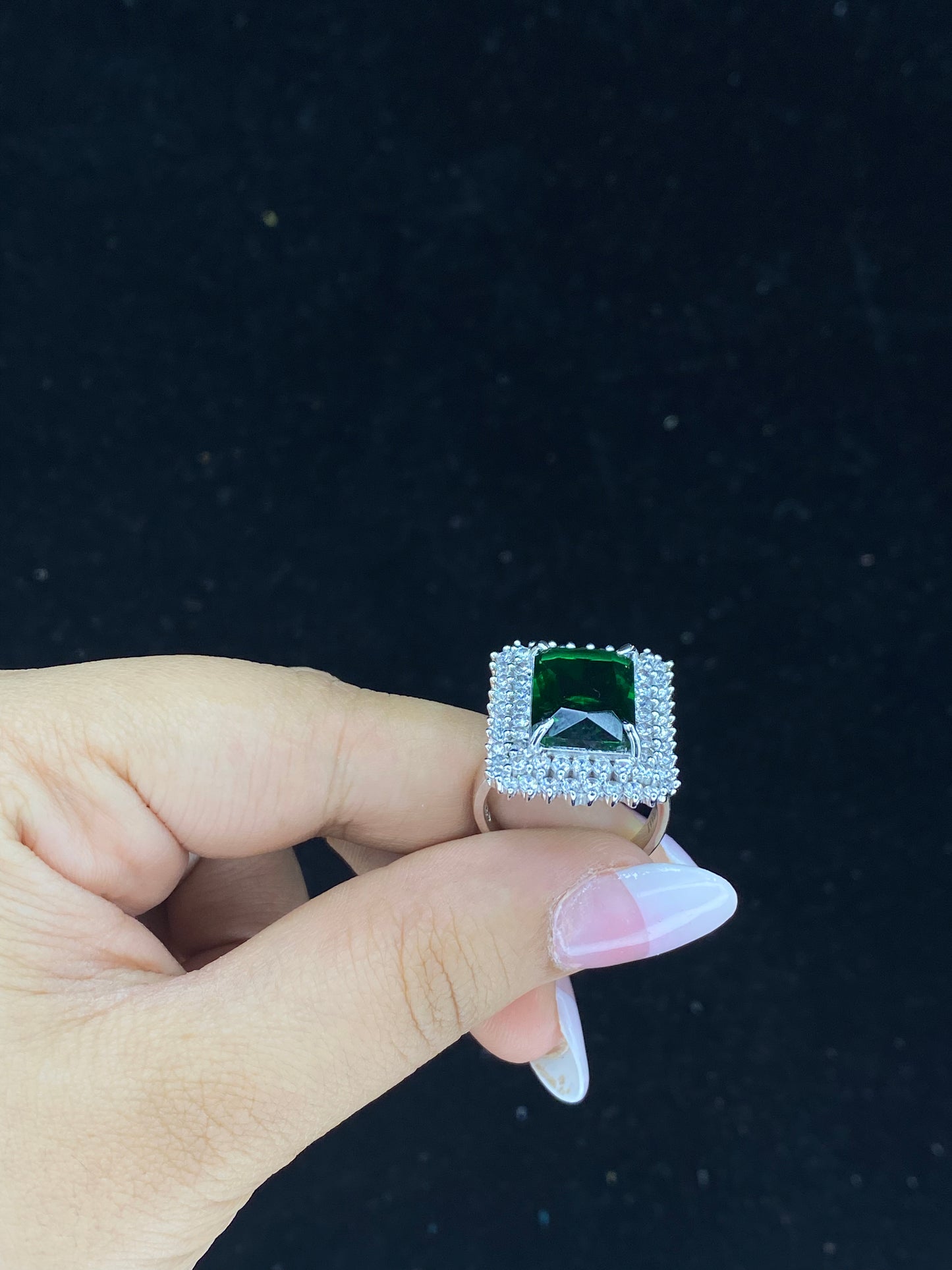 The Emerald Dreams Ring