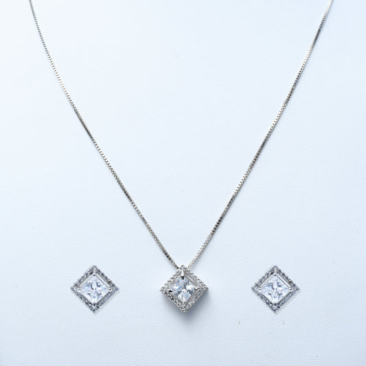 Pendant Set Halo Cushion